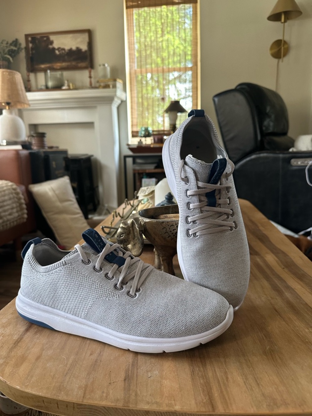 Travis Mathew the daily light Knit Sneakers grey heather w navy size 10 like new